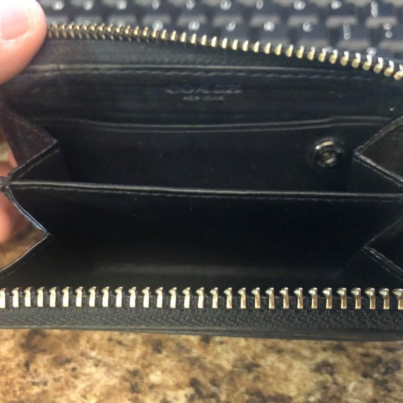 Coach Zip Key Case - Picture 2 of 5